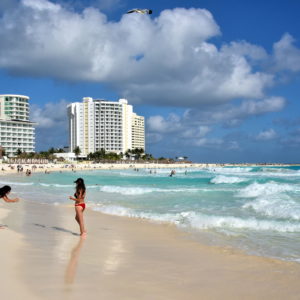Playa Gaviota Azul in Cancun, Mexico - Encircle Photos