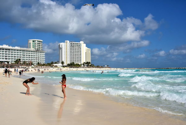 Playa Gaviota Azul in Cancun, Mexico - Encircle Photos