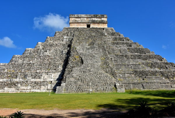 Introduction to Chichen Itza, Mexico - Encircle Photos
