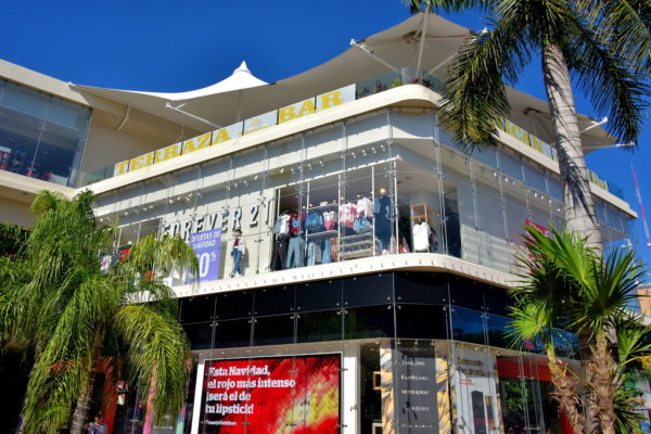 Quinta Alegria Mall in Playa del Carmen, Mexico - Encircle Photos