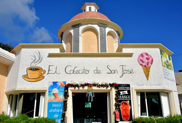 El Cafecito de San José in Puerto Morelos, Mexico - Encircle Photos