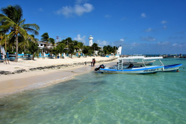 Idyllic Beaches at Puerto Morelos, Mexico - Encircle Photos
