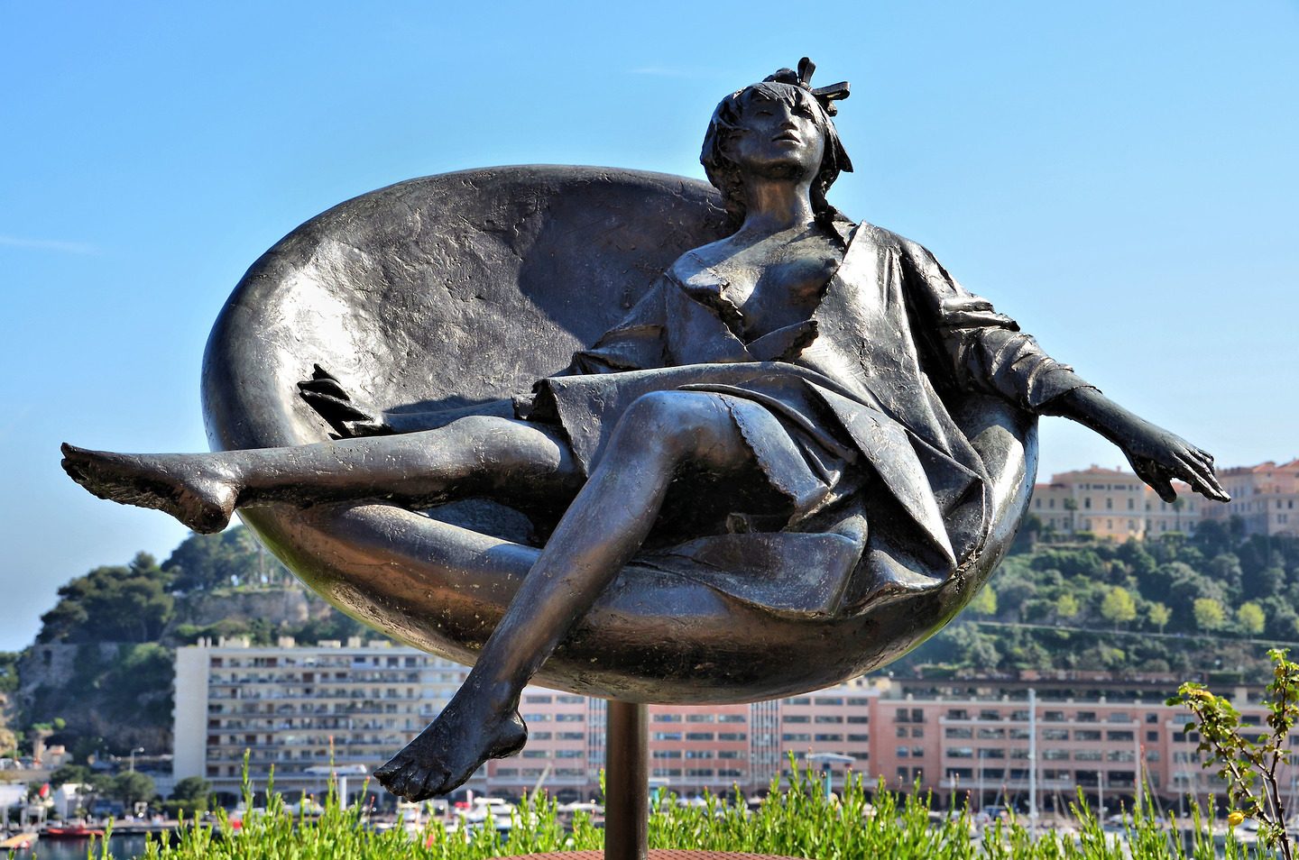 Tebe in Costume Sculpture in Monte Carlo, Monaco - Encircle Photos