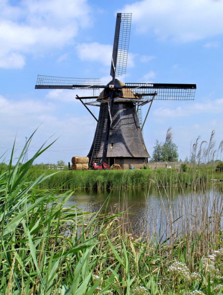 Overwaard Museum Mill in Kinderdijk, Netherlands - Encircle Photos