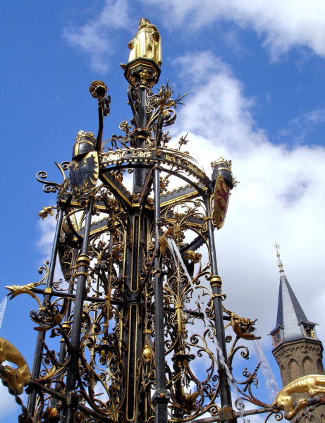 Binnenhof Fountain in The Hague, Netherlands - Encircle Photos