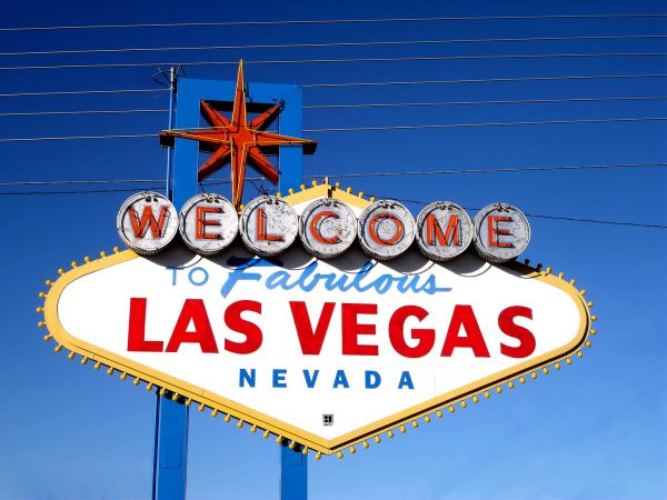 Welcome to Fabulous Las Vegas Sign near Las Vegas, Nevada - Encircle Photos
