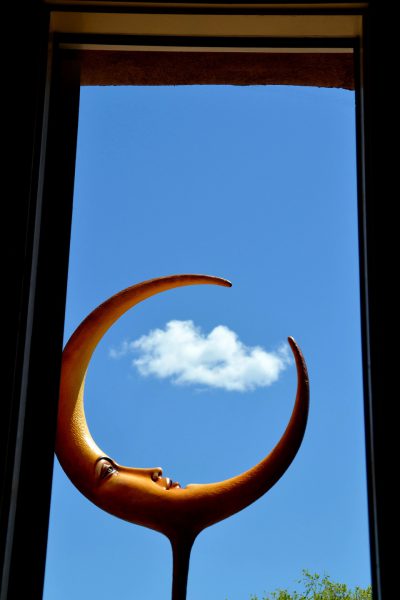 Sergio Bustamante Art in Canyon Road Gallery Window in Santa Fe, New Mexico - Encircle Photos