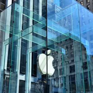 Apple Flagship Store Glass Cube in New York City, New York - Encircle Photos