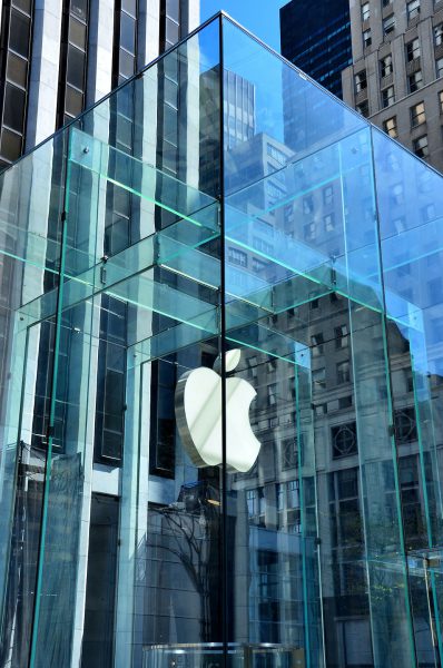 Apple Flagship Store Glass Cube in New York City, New York - Encircle Photos