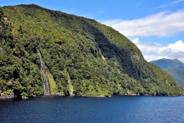 Māori Legend of Fiordland, New Zealand - Encircle Photos