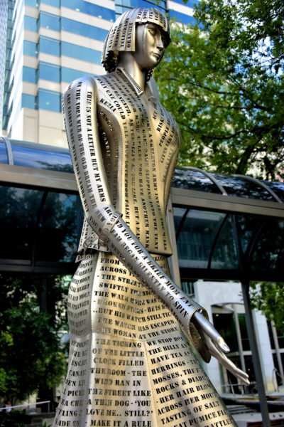 Woman of Words Sculpture in Wellington, New Zealand - Encircle Photos
