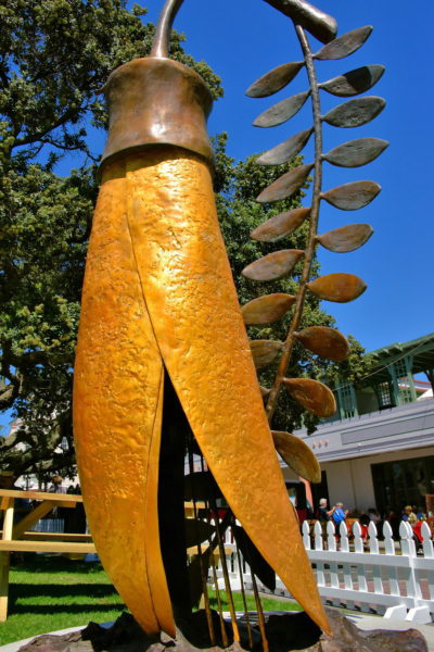 The Gold of the Kowhai Sculpture in Napier, New Zealand - Encircle Photos