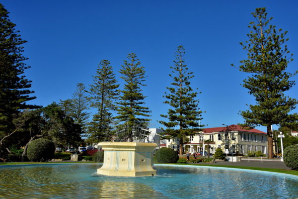 Tom Parker Fountain in Napier, New Zealand - Encircle Photos