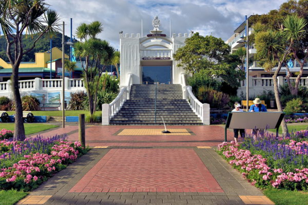 Picton War Memorial in Picton, New Zealand - Encircle Photos