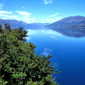 Lake Wanaka at The Neck near Wanaka, New Zealand - Encircle Photos