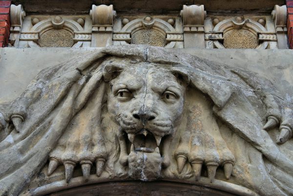 Lion Carving at Brandvgt in Kristiansand, Norway - Encircle Photos