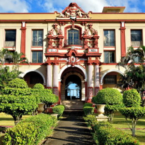 Hotel Washington in Colón, Panama - Encircle Photos
