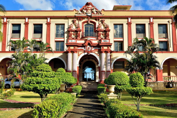 Hotel Washington in Colón, Panama - Encircle Photos