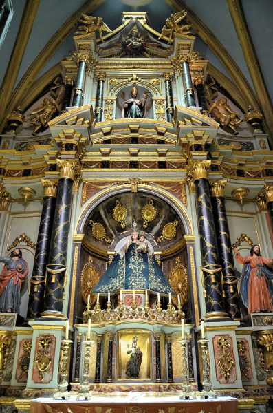 Our Lady of Candelaria Chapel in Lima Cathedral in Lima, Peru - Encircle Photos