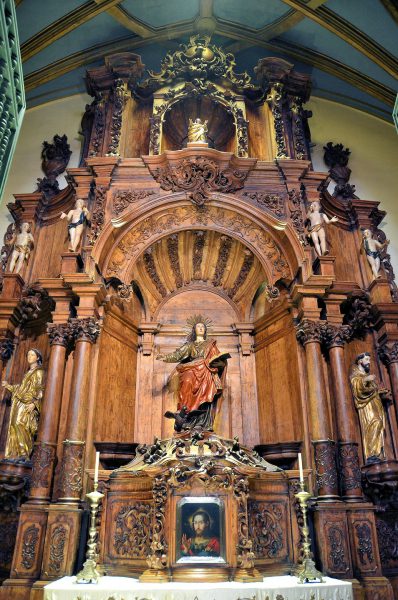 St. John the Evangelist Chapel in Lima Cathedral in Lima, Peru - Encircle Photos