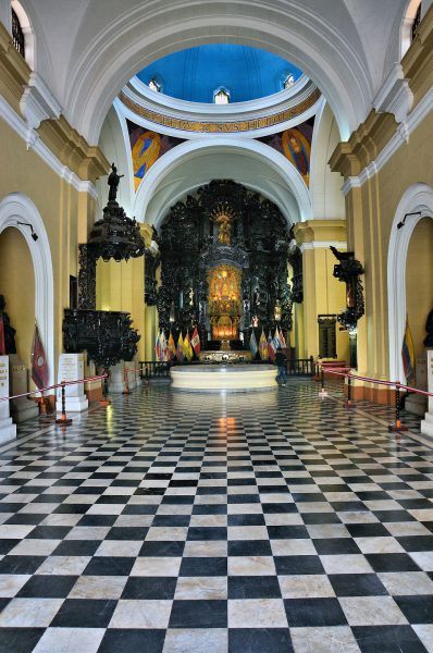 Pantheon of Heroes Foyer in Lima, Peru - Encircle Photos