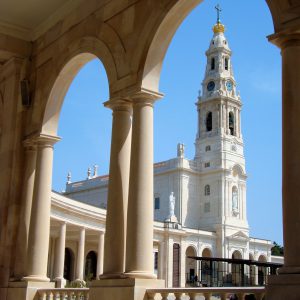 Basilica of Nossa Senhora de Rosário in Fátima, Portugal - Encircle Photos