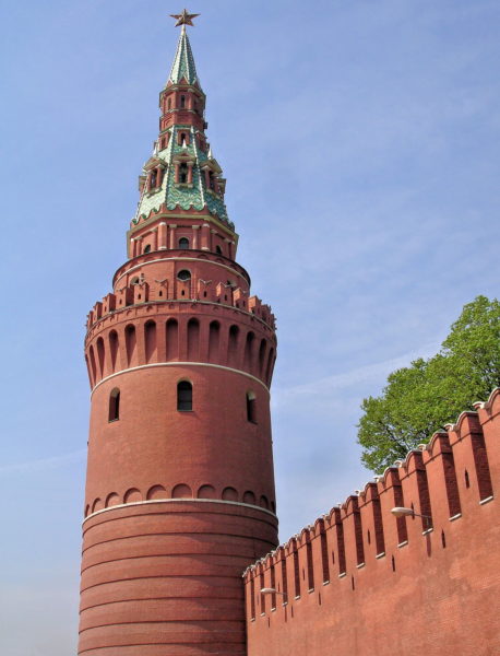 Vodovzvodnaya Tower on Kremlin Wall in Moscow, Russia - Encircle Photos