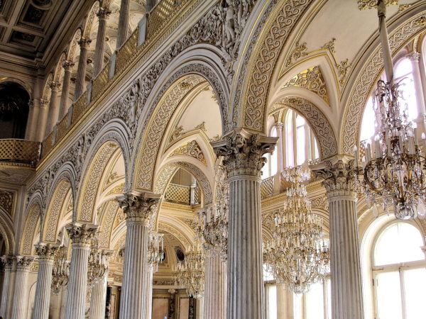 Pavilion Hall in Hermitage Museum in Saint Petersburg, Russia - Encircle Photos