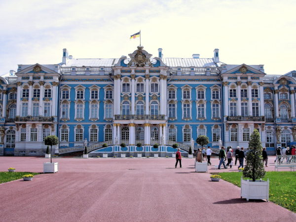 Early History of Catherine Palace near Saint Petersburg, Russia - Encircle Photos