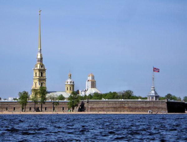 Brief History of Peter and Paul Fortress in Saint Petersburg, Russia - Encircle Photos