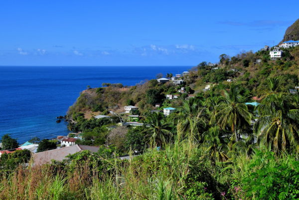 Road Trip along Caribbean Coast of Saint Vincent - Encircle Photos