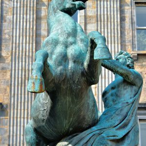 Alexander the Great Taming Bucephalus Statue in Edinburgh, Scotland - Encircle Photos