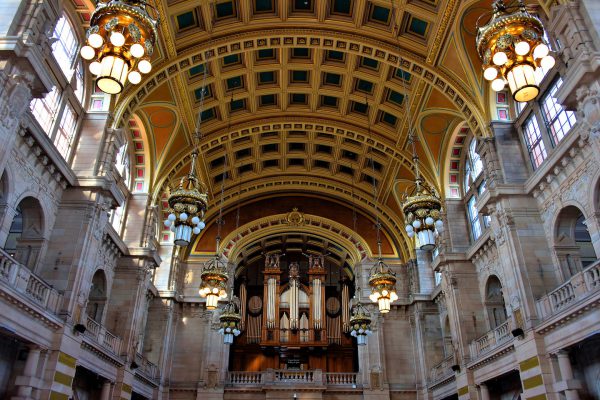 Centre Hall and Organ of Kelvingrove Art Gallery in Glasgow, Scotland - Encircle Photos