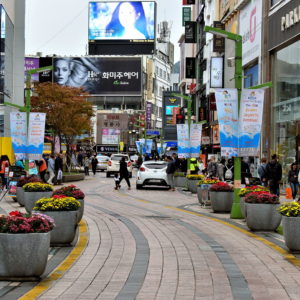 Gwangbok-dong Fashion Street in Busan, South Korea - Encircle Photos