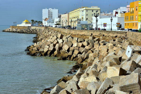 Avenue Campo del Sur in Cádiz, Spain - Encircle Photos