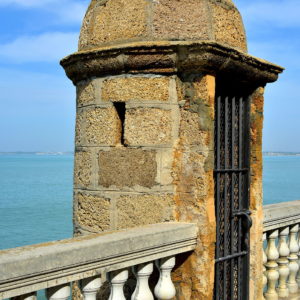 Fortification History of Cádiz, Spain - Encircle Photos