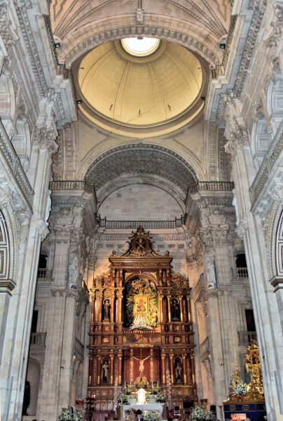 Church of Perpetual Help Altar in Granada, Spain - Encircle Photos