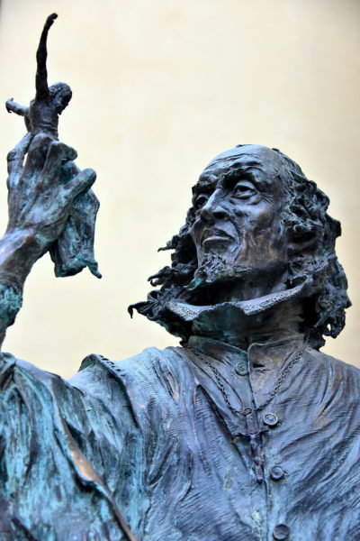 Pedro de Mena Sculpture in Málaga, Spain - Encircle Photos