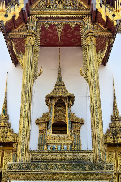 Dusit Maha Prasat Throne at Grand Palace in Bangkok, Thailand - Encircle Photos