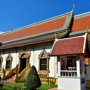 Modern Vihara at Wat Chiang Man in Chiang Mai, Thailand - Encircle Photos