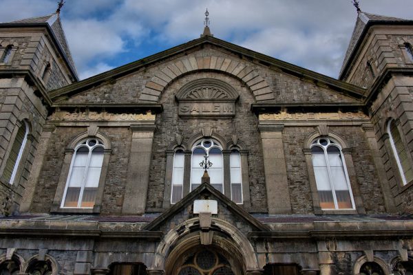 Salem Congregational Chapel in Caernarfon, Wales - Encircle Photos