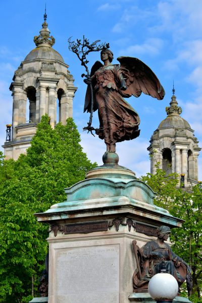 South African War Memorial Statue in Cardiff, Wales - Encircle Photos
