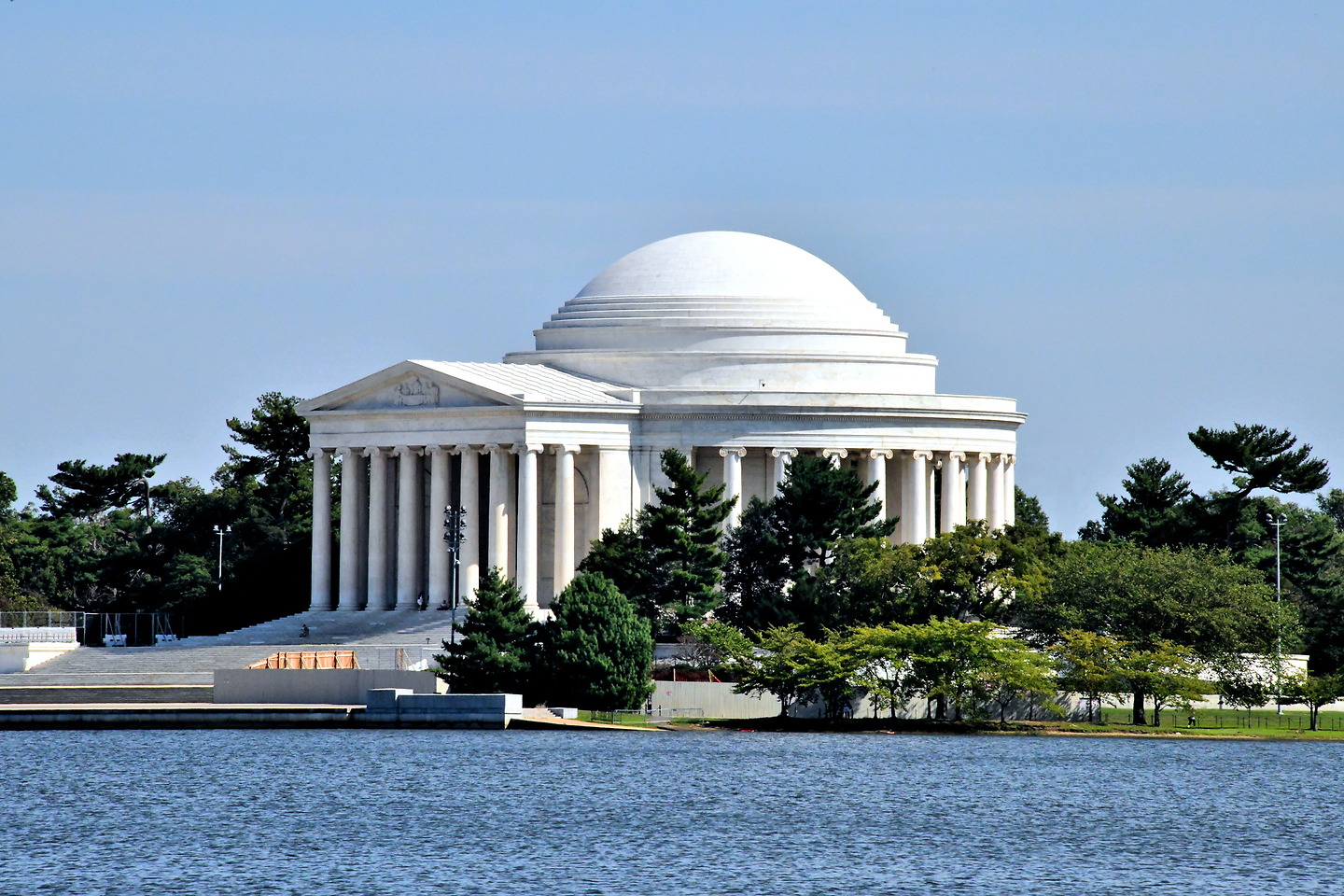 Chapter 40: Jefferson Memorial on Tidal Basin in Washington, DC - Encircle Photos